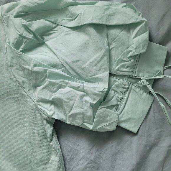 NWT MARIE OLIVER viva popover oasis green womon's top size M - Picture 5 of 5